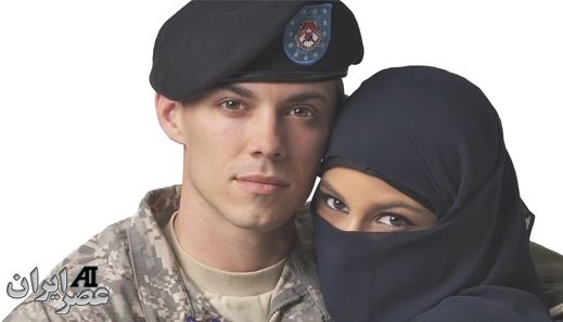 تبلیغ جنجالی در آمریکا: زن مسلمان و سرباز آمریکایی (+عکس)