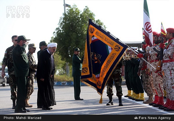 بازدید روحانی از ناوشکن جماران / گزارش تصویری