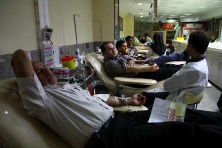 اهدای ۴۰ هزار سی‌سی‌ خون توسط دانشجویان دانشگاه آزاد زرند