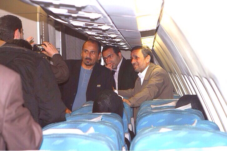 بازگشت احمدی‌نژاد به فضای فوتبال (عکس)