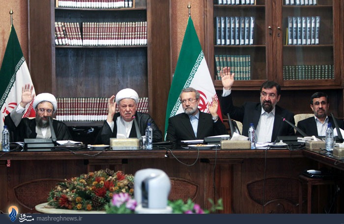 احمدی نژاد در مجمع به چه چیزی رای نداد؟ (عکس)