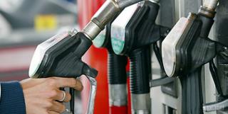 بذرپاش از پاسخ وزیر نفت درباره کیفیت بنزین پتروشیمی ها قانع شد