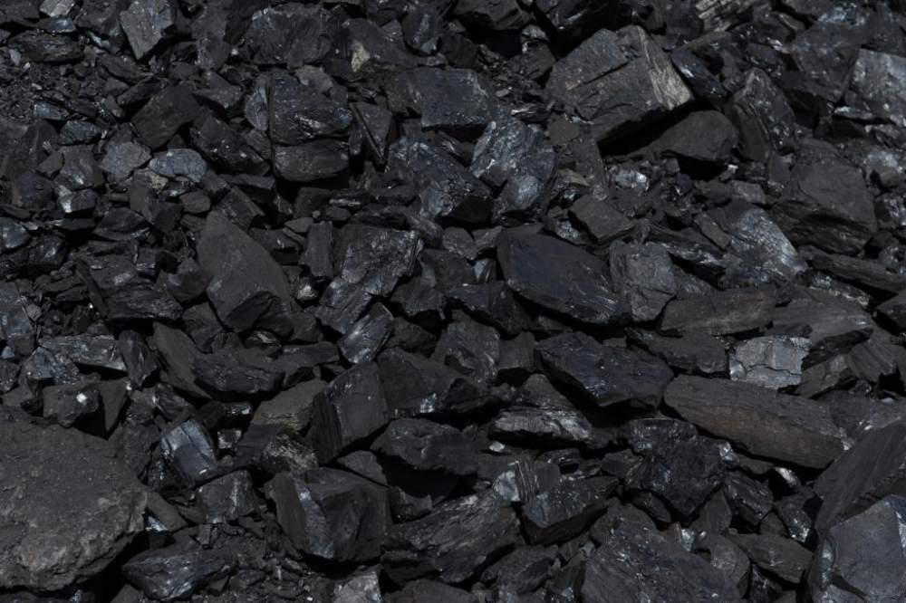 تولید زغال در معادن زرند و کوهبنان به ۱۰۰ هزار تن کاهش یافت