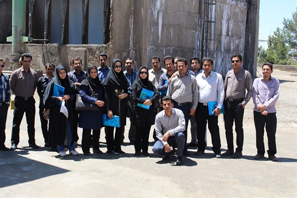 گزارش تصویری از بازدید پرسنل برق منطقه ای کرمان از نیروگاه زرند