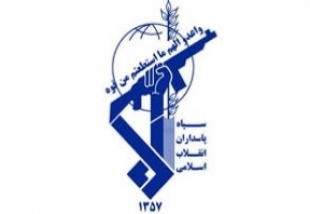 ملت ایران ۷ هزار شهیده زن به انقلاب تقدیم کرده است