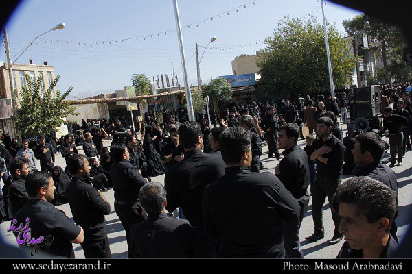 برپایی آیین عزای تاسوعای حسینی در زرند + تصاویر