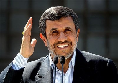 احمدی‌نژاد در جمع وزرا و مدیران دولت‌های نهم و دهم: پیروزی انتظار ما را می‌کشد