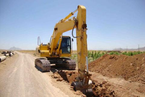 بازسازی خط انتقال آب شرب یزدان شهر