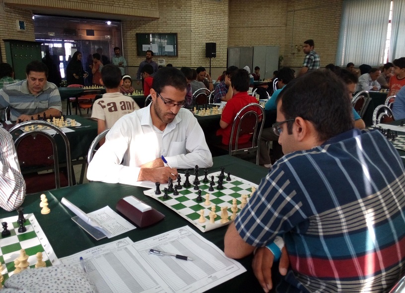 درخشش شطرنج بازان زرندی در چهارمین دوره مسابقات آزاد جام نوابی کرمان
