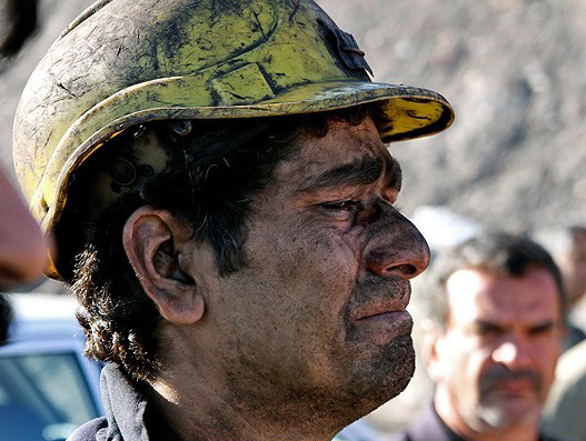 کارگران معادن زغالسنگ هر روز پلاسکو را تجربه می‌کنند!!