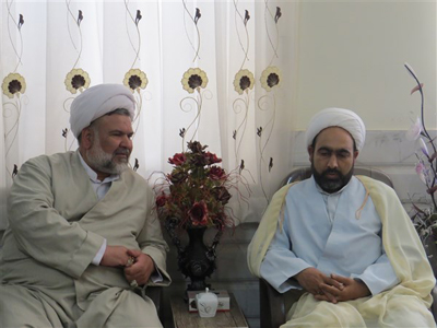 گزارش تصویری از دیدار نوروزی مسئولین با امام جمعه زرند (تصاویر)