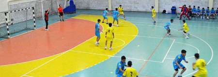 تیم زرند، مقام دوم مسابقات هندبال خردسالان منطقه ۶ کشور را کسب کرد