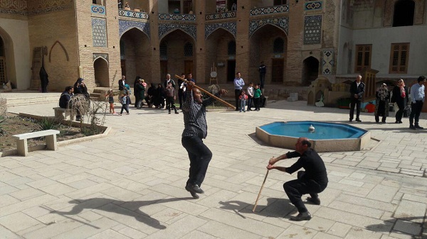 رقص چوب زرندی (چوب بازی) از نقاط برجسته نوروزگاه کرمان