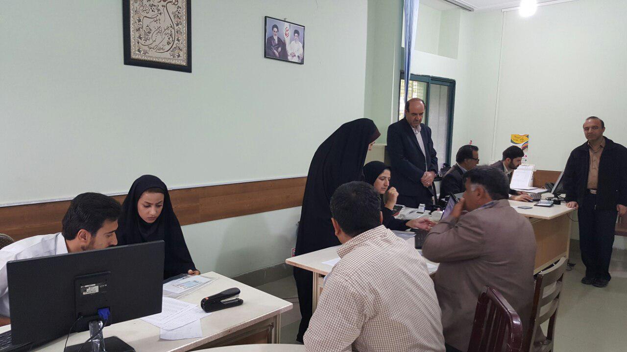 شروع روند ثبت نام داوطلبین انتخابات پنجمین دوره شوراهای اسلامی شهر و روستا در زرند