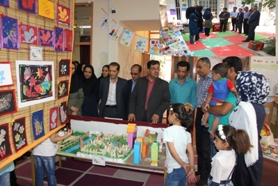 نمایشگاه آثار ودستاوردهای دانش آموزان افتتاح شد