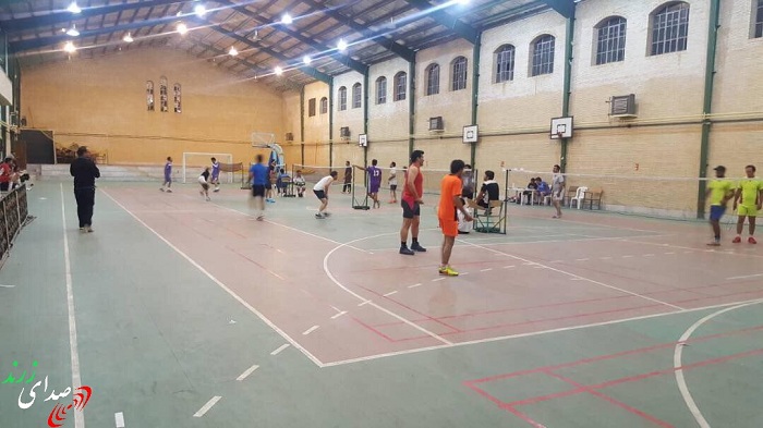 مسابقات بدمینتون جام تکریم رمضان با ورزش در زرند برگزار شد