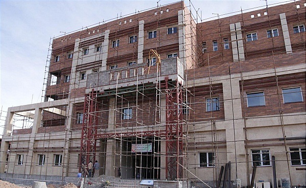 ساختمان جدید بیمارستان سینای زرند اوایل سال ۹۸ راه اندازی می شود