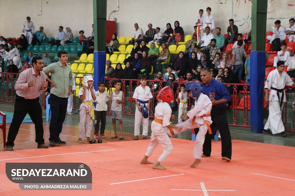 مسابقات کیوکوشین کاراته جنوب شرق ایران در زرند به روایت تصویر