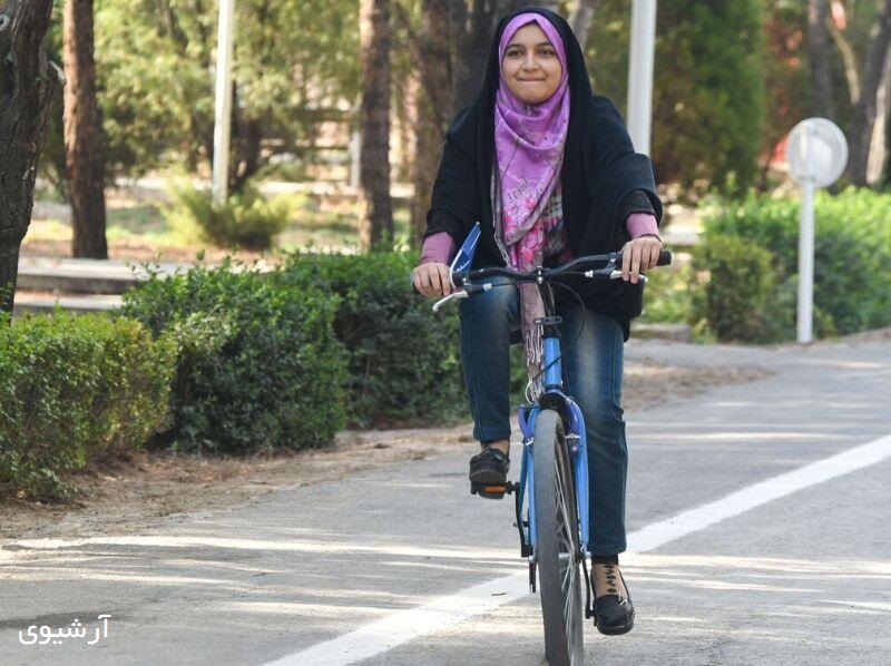 ممنوعیت دوچرخه سواری بانوان در اماکن و انظار عمومی