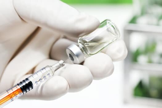 جزئیات تزریق دوز سوم واکسن سالمندان