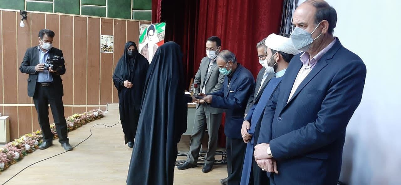 دومین جشنواره شعر نماز شهرستان زرند برگزار شد1