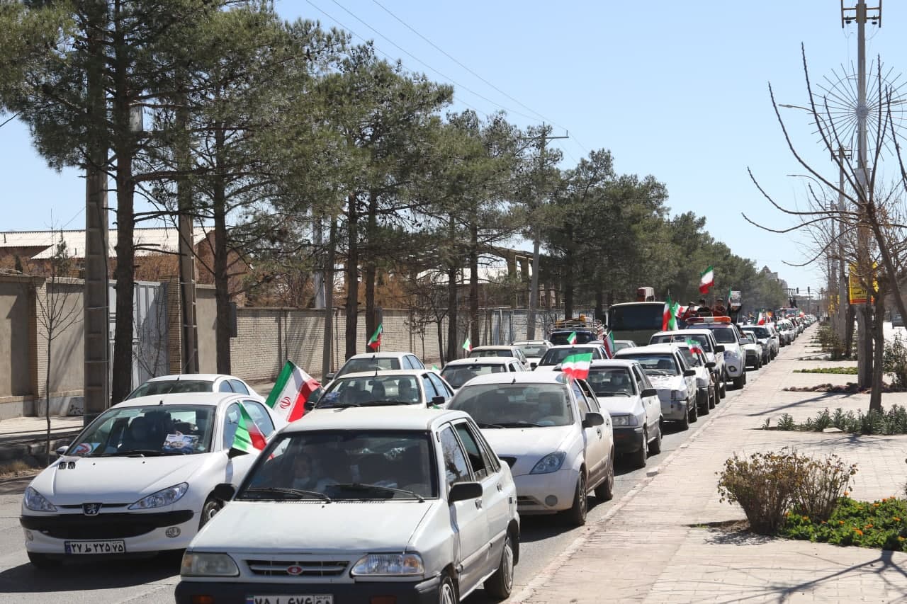 برگزاری راهپیمایی 22 بهمن به صورت خودرویی و موتوری در زرند