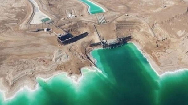 انتقال آب از خلیج فارس به صنایع اجرایی می شود