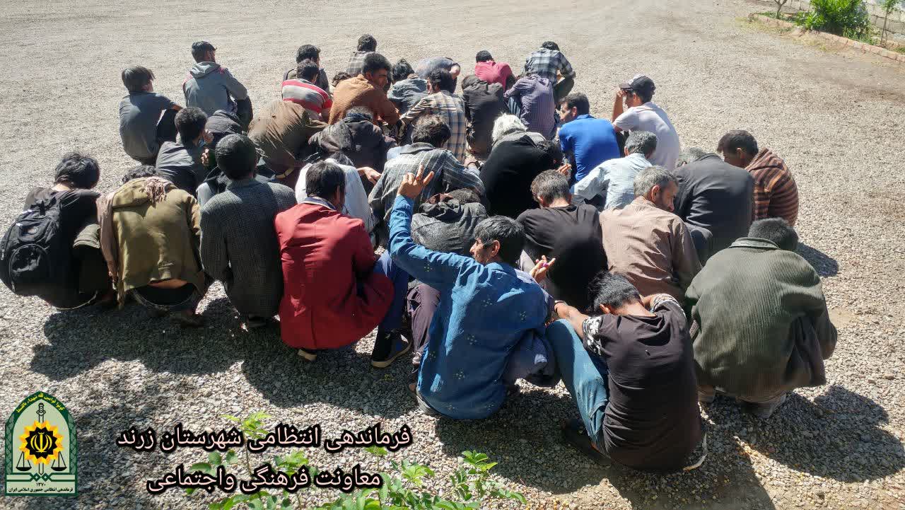 دستگیری ۵۶ معتاد متجاهر در شهرستان زرند