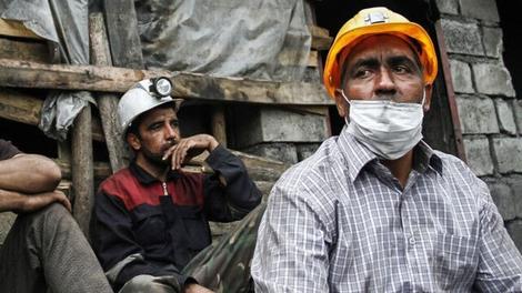 فعال کارگری: مصوبه مزدی ۱۴۰۳ باید ابطال شود